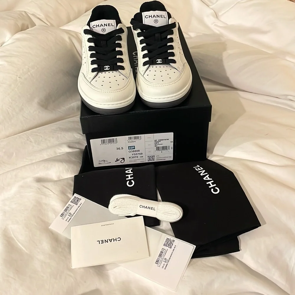 ‼️SOLD‼️ Chanel Logo Sneakers 36.5 - Picture 8 of 13